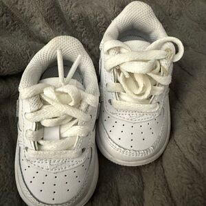 Nike infant White Air-force One 2c